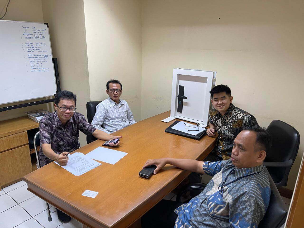 Arif, Developer Properti